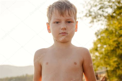 nino desnudo|100,000+ Free Niño Desnudo & Child Images